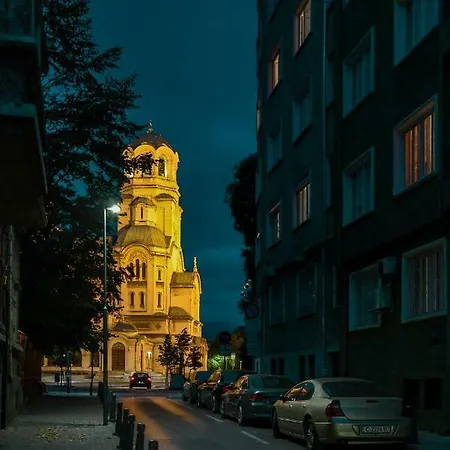 The Ministry Of Magic Studio Next To Cathedral * Sofia